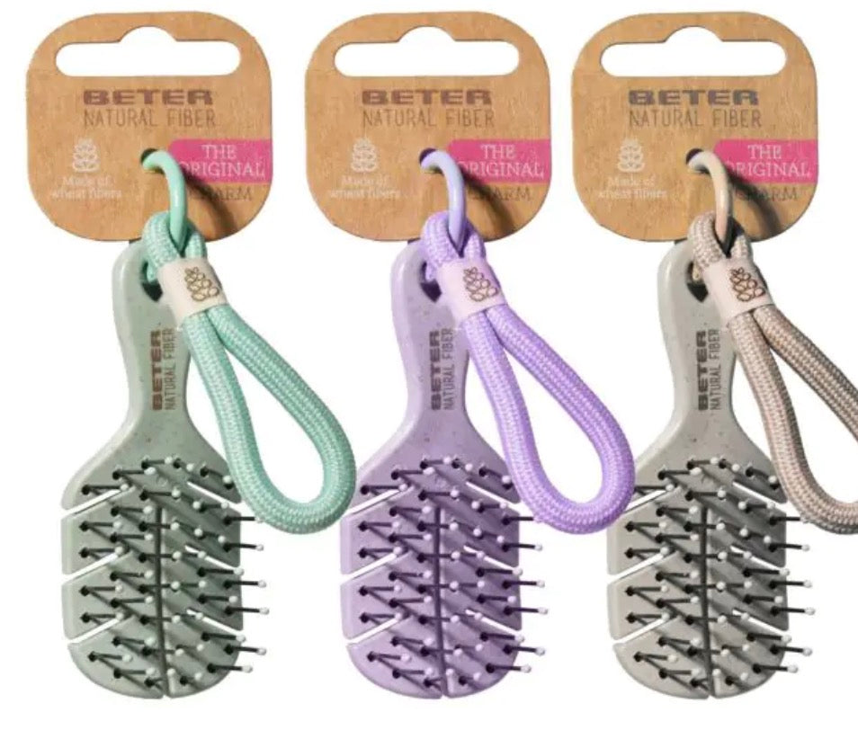 BETER The Original Charm Cepillo Natural Fiber
Color aleatorio entre los 3 de la imagen